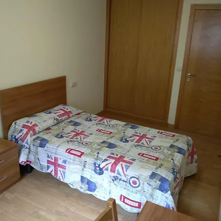 Alfredo Branas Apartamento *